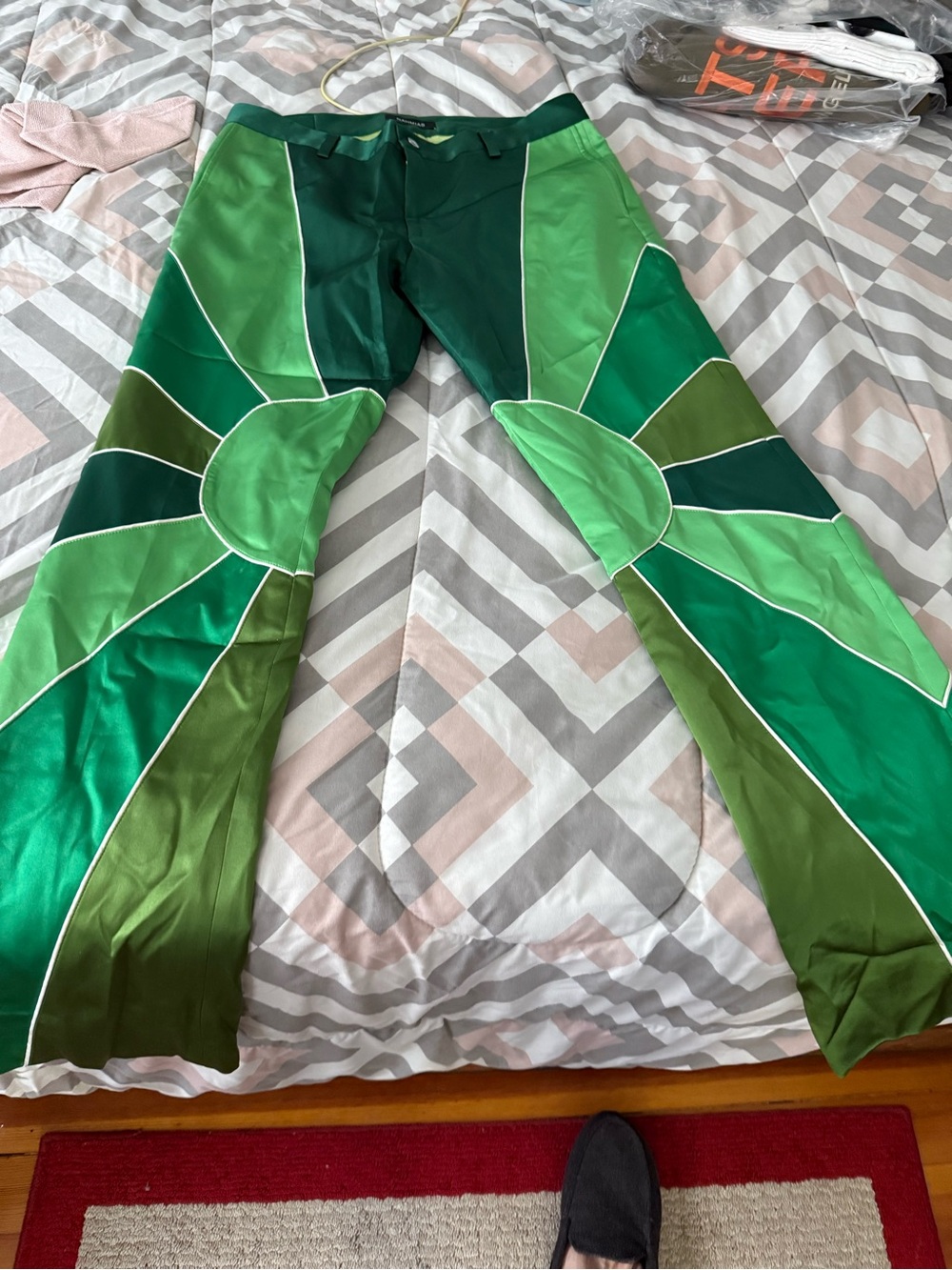 Nahmias Mens Vintage-Inspired Green Panel Flare Pants